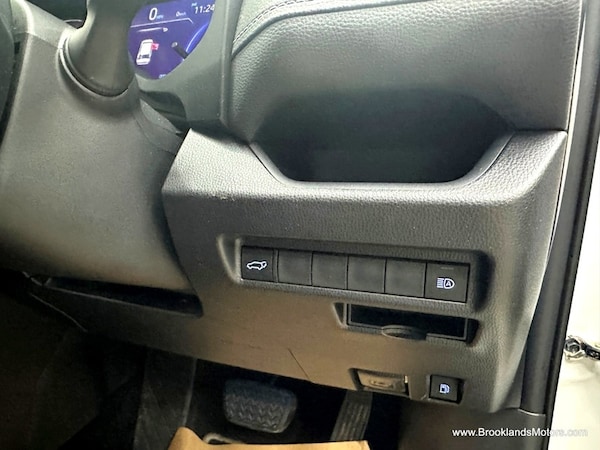 Used Toyota RAV4 2021 for sale - 73784980: Photo 19