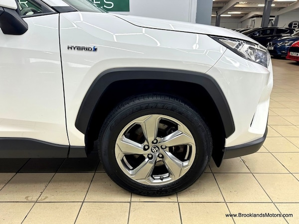 Used Toyota RAV4 2021 for sale - 73784980: Photo 9