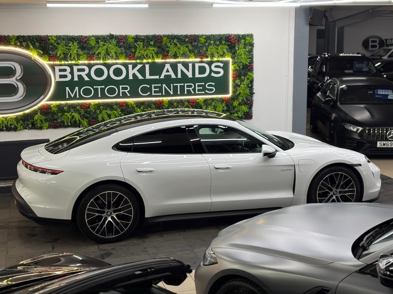 Used Porsche Taycan 2021 for sale - 78018043: Photo 12