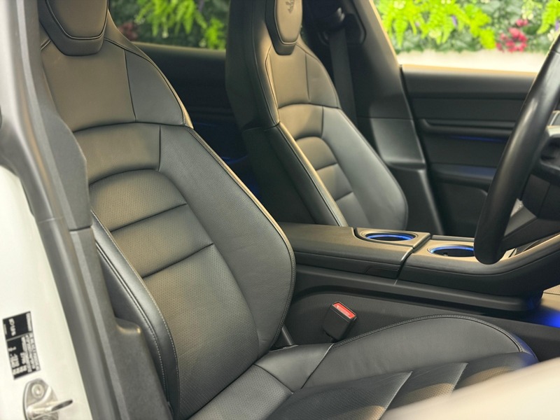 Used Porsche Taycan 2021 for sale - 78018043: Photo 24