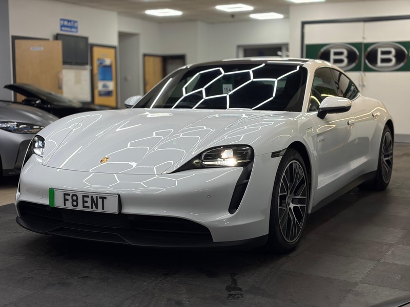 Used Porsche Taycan 2021 for sale - 78018043: Photo 3