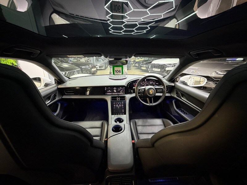 Used Porsche Taycan 2021 for sale - 78018043: Photo 32