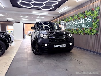 Used Land Rover Defender 2022 for sale - 78501905: Photo