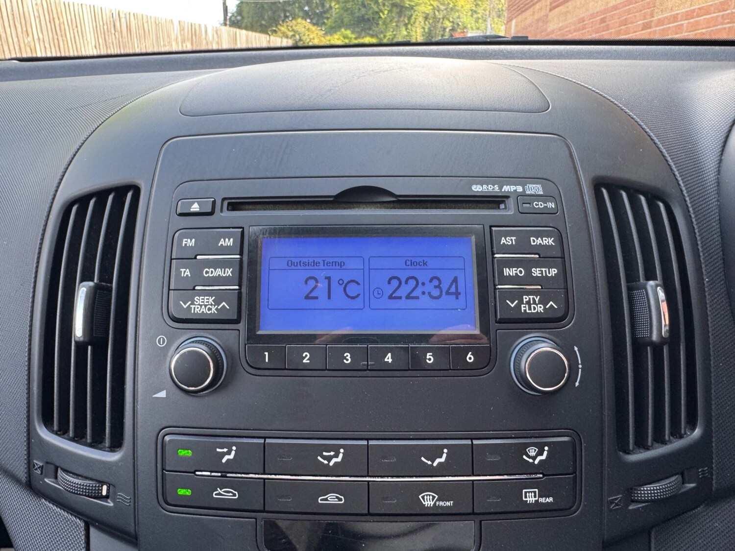 Vehicle 21