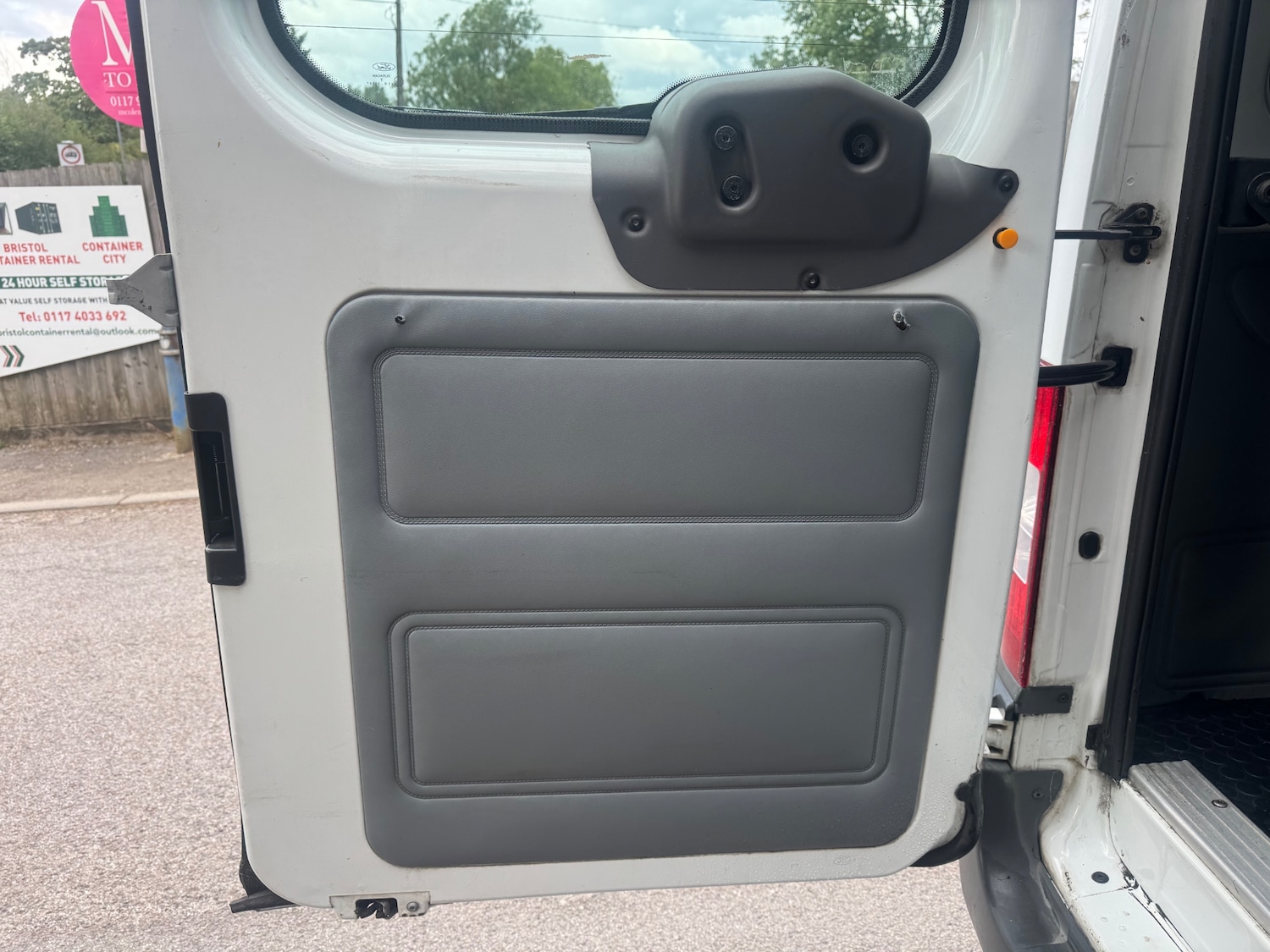 Vehicle 29