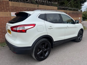 Used Nissan Qashqai 2015 for sale - 75700387: Photo
