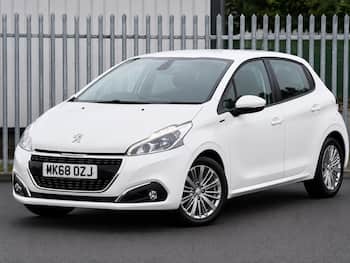 Used Peugeot 208 2018 for sale - 79658382: Photo