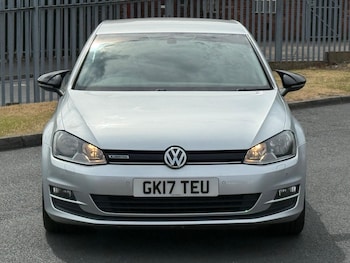 Used Volkswagen Golf 2017 for sale - 79075271: Photo