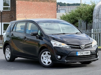 Used Toyota Verso 2014 for sale - 79158764: Photo
