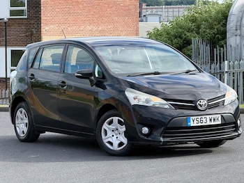 Used Toyota Verso 2014 for sale - 79158764: Photo