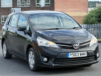 Used Toyota Verso 2014 for sale - 79158764: Photo