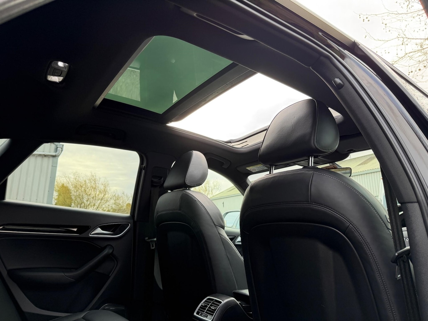 Used Audi RS Q3 2016 for sale - 76627232: Photo 22