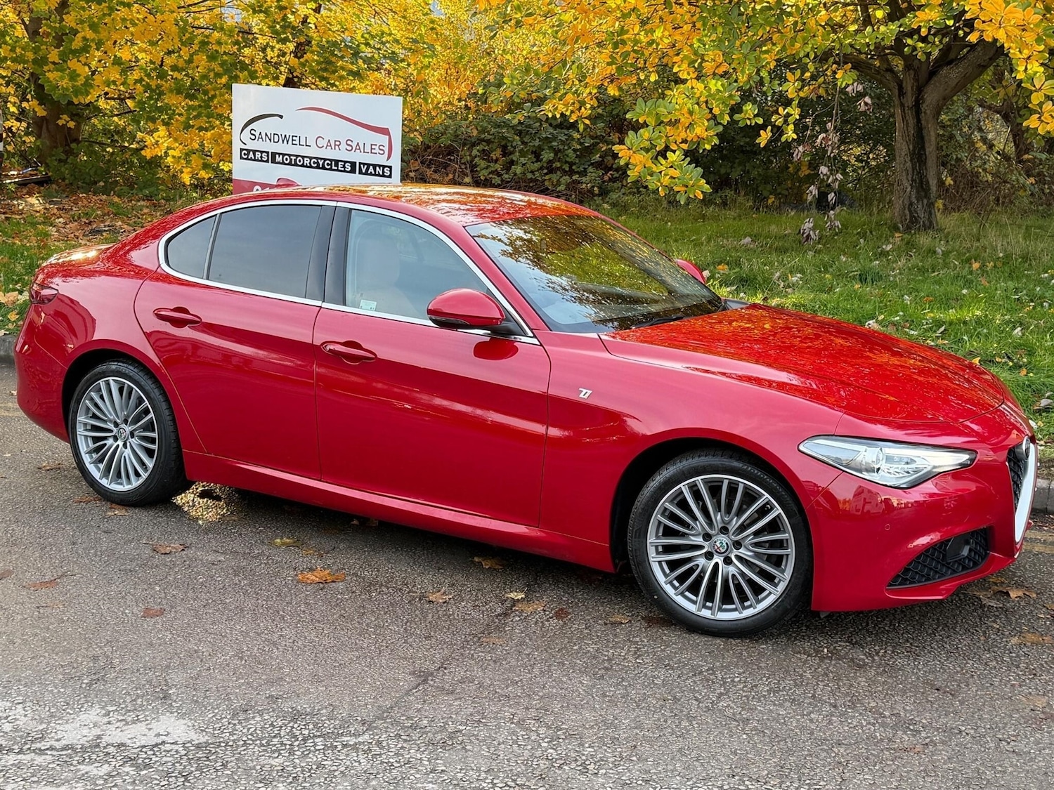 Used Alfa Romeo Giulia 2020 for sale - 76407077: Photo 2
