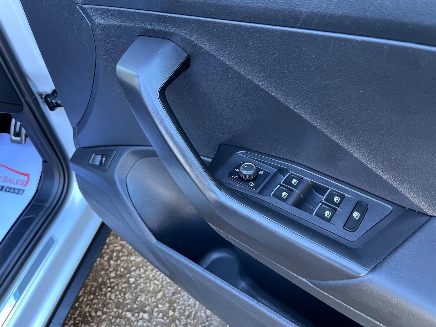 Used Volkswagen T-Roc 2019 for sale - 75606234: Photo 24