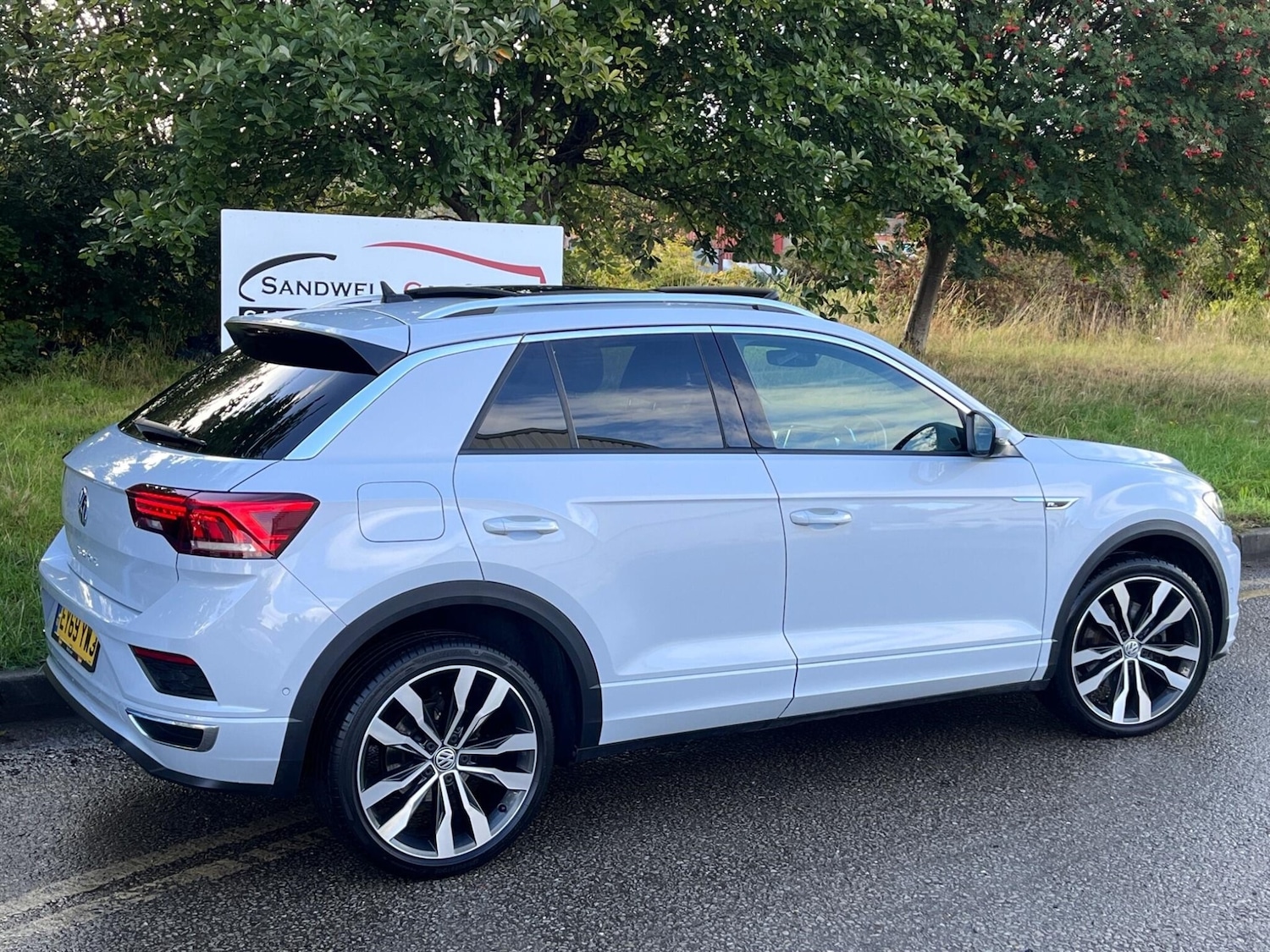 Used Volkswagen T-Roc 2019 for sale - 75606234: Photo 3