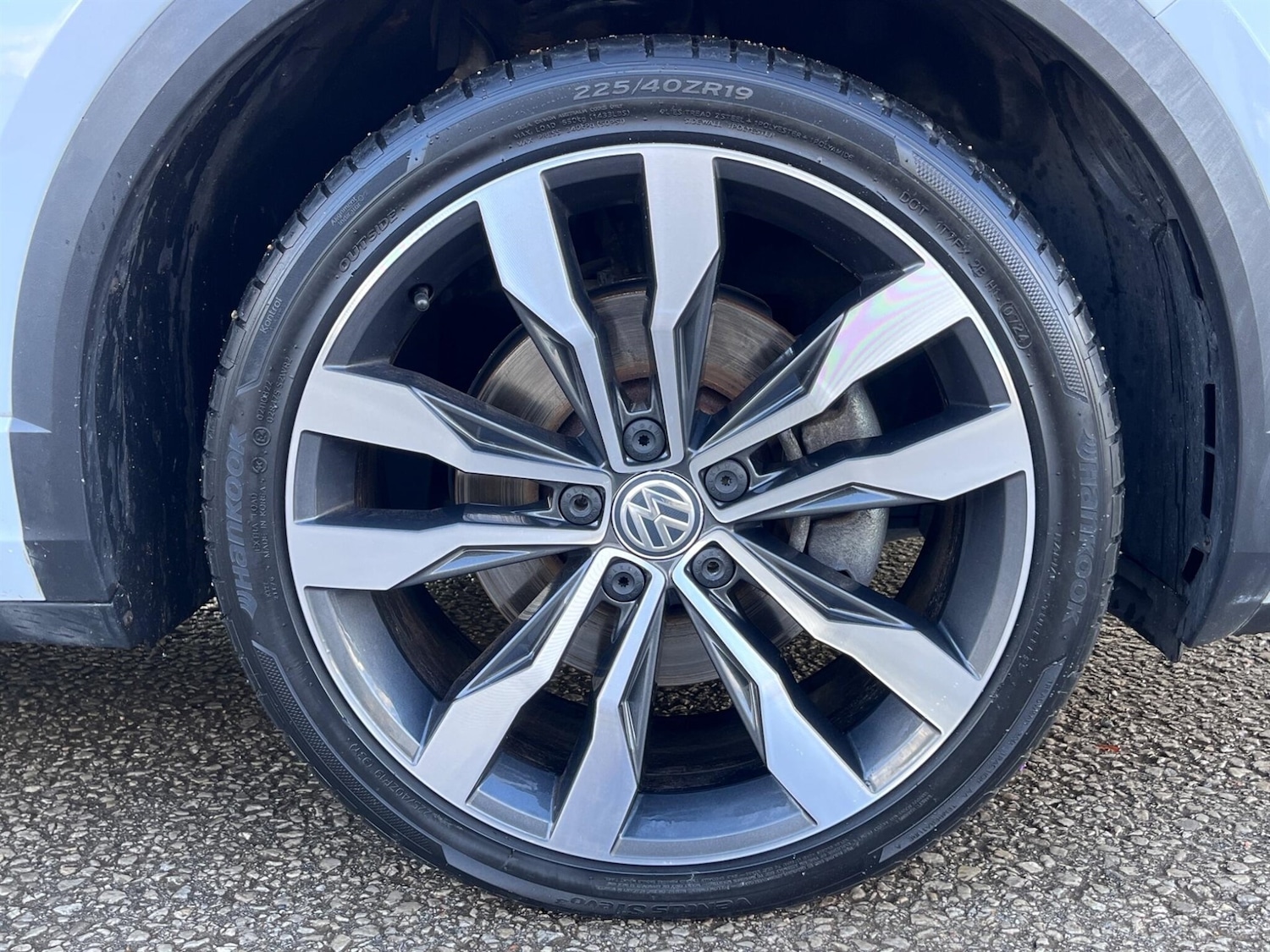 Used Volkswagen T-Roc 2019 for sale - 75606234: Photo 32