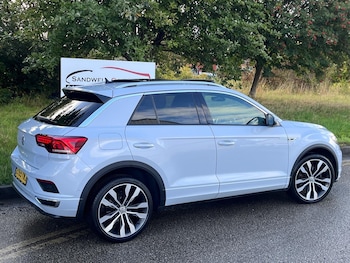 Used Volkswagen T-Roc 2019 for sale - 75606234: Photo