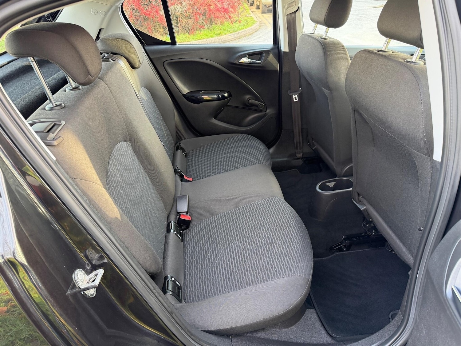 Used Vauxhall Corsa 2016 for sale - 76750329: Photo 11