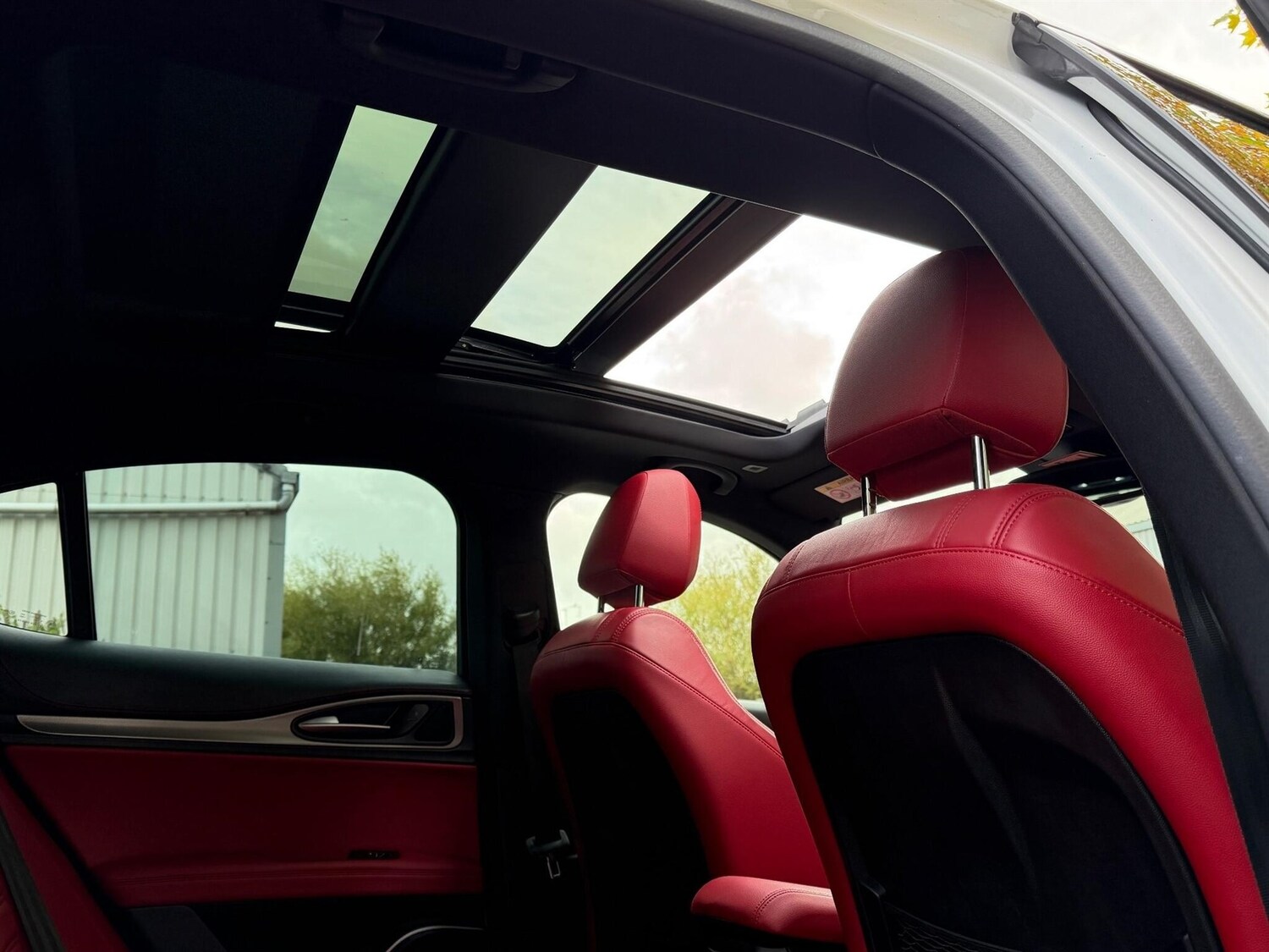 Used Alfa Romeo Stelvio 2019 for sale - 76177289: Photo 30