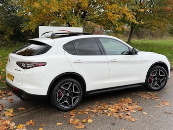 Used Alfa Romeo Stelvio 2019 for sale - 76177289: Photo