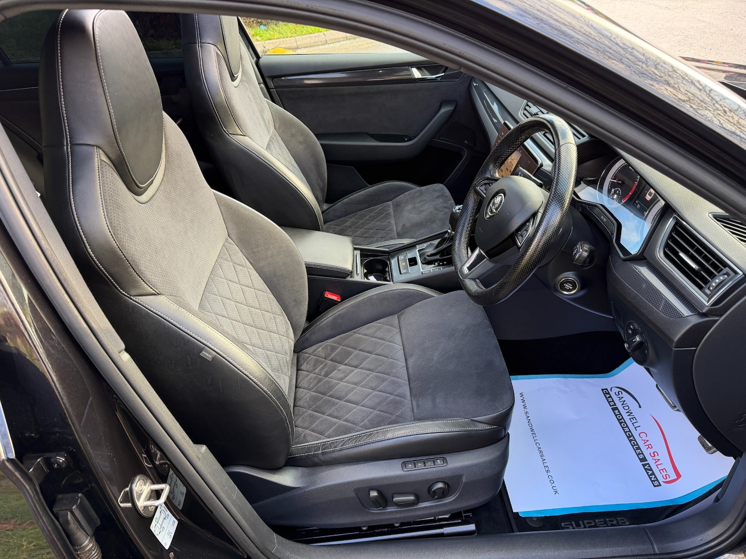 Used Skoda Superb 2018 for sale - 76750268: Photo 10