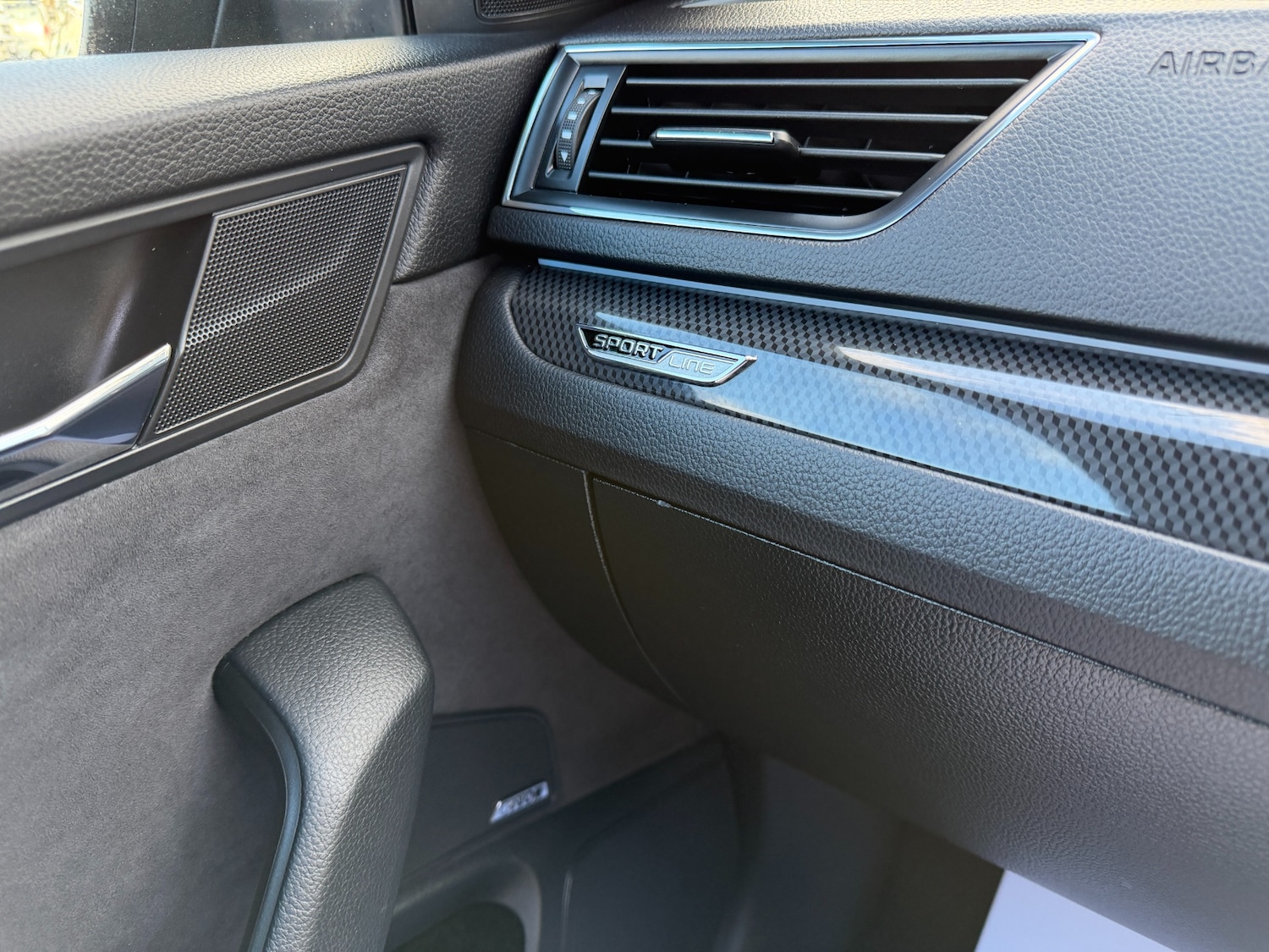 Used Skoda Superb 2018 for sale - 76750268: Photo 25