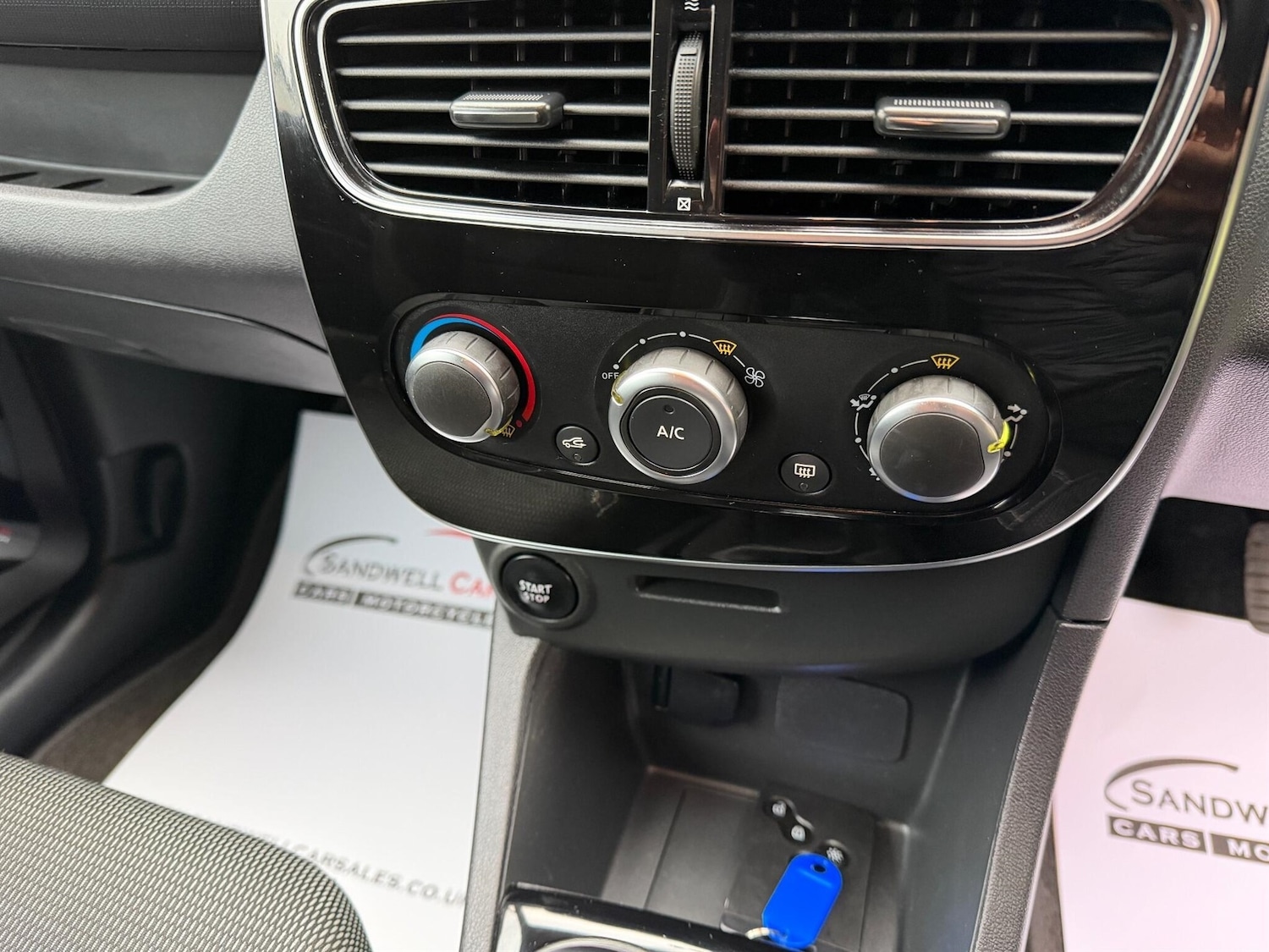 Used Renault Clio 2025 for sale - 76177279: Photo 13