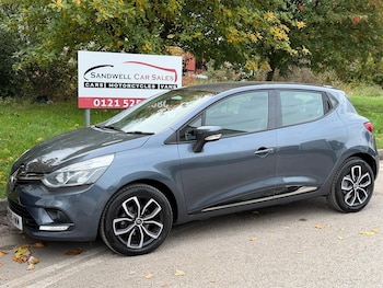 Used Renault Clio 2025 for sale - 76177279: Photo