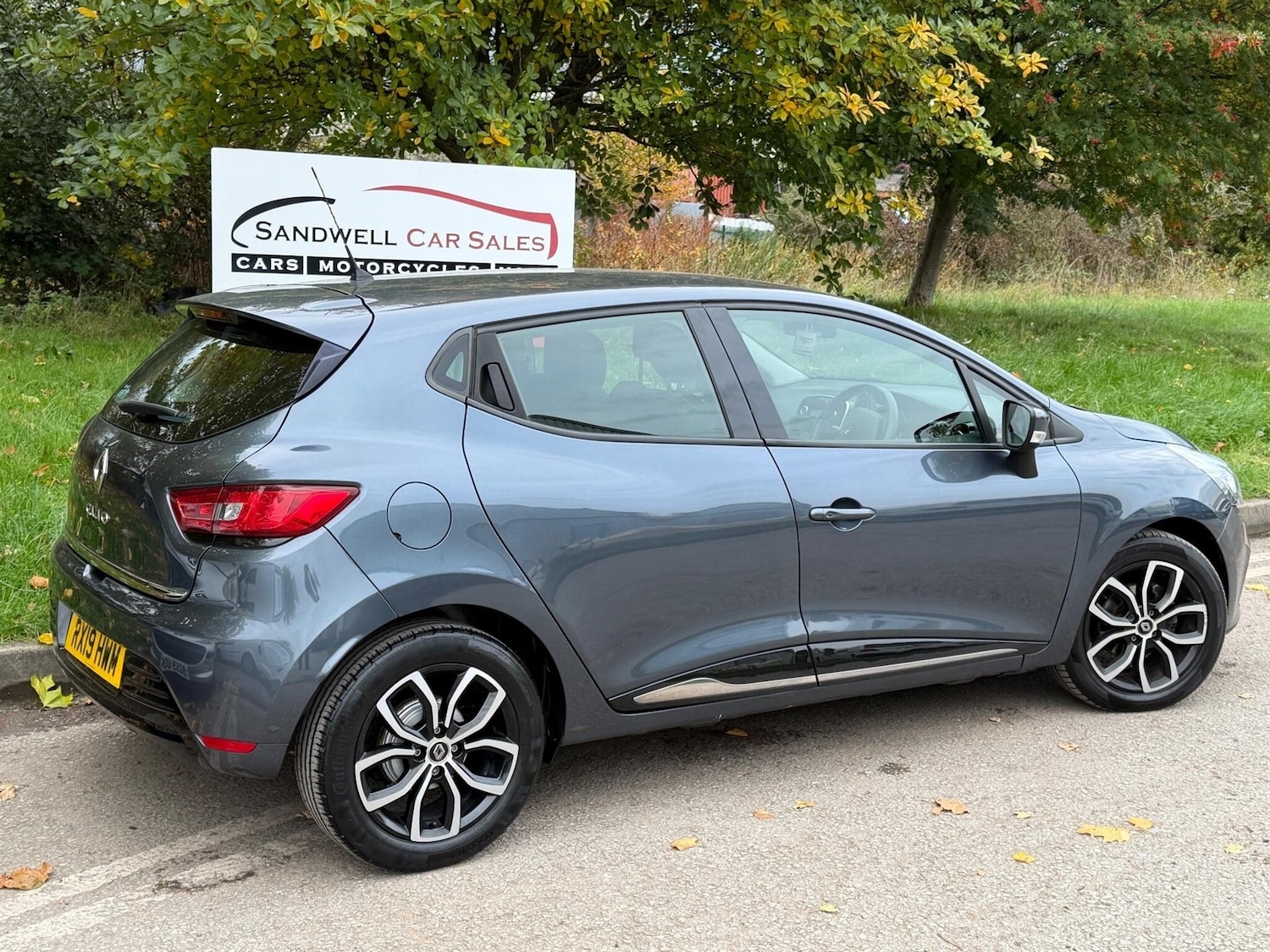 Used Renault Clio 2025 for sale - 76177279: Photo 3