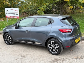 Used Renault Clio 2025 for sale - 76177279: Photo