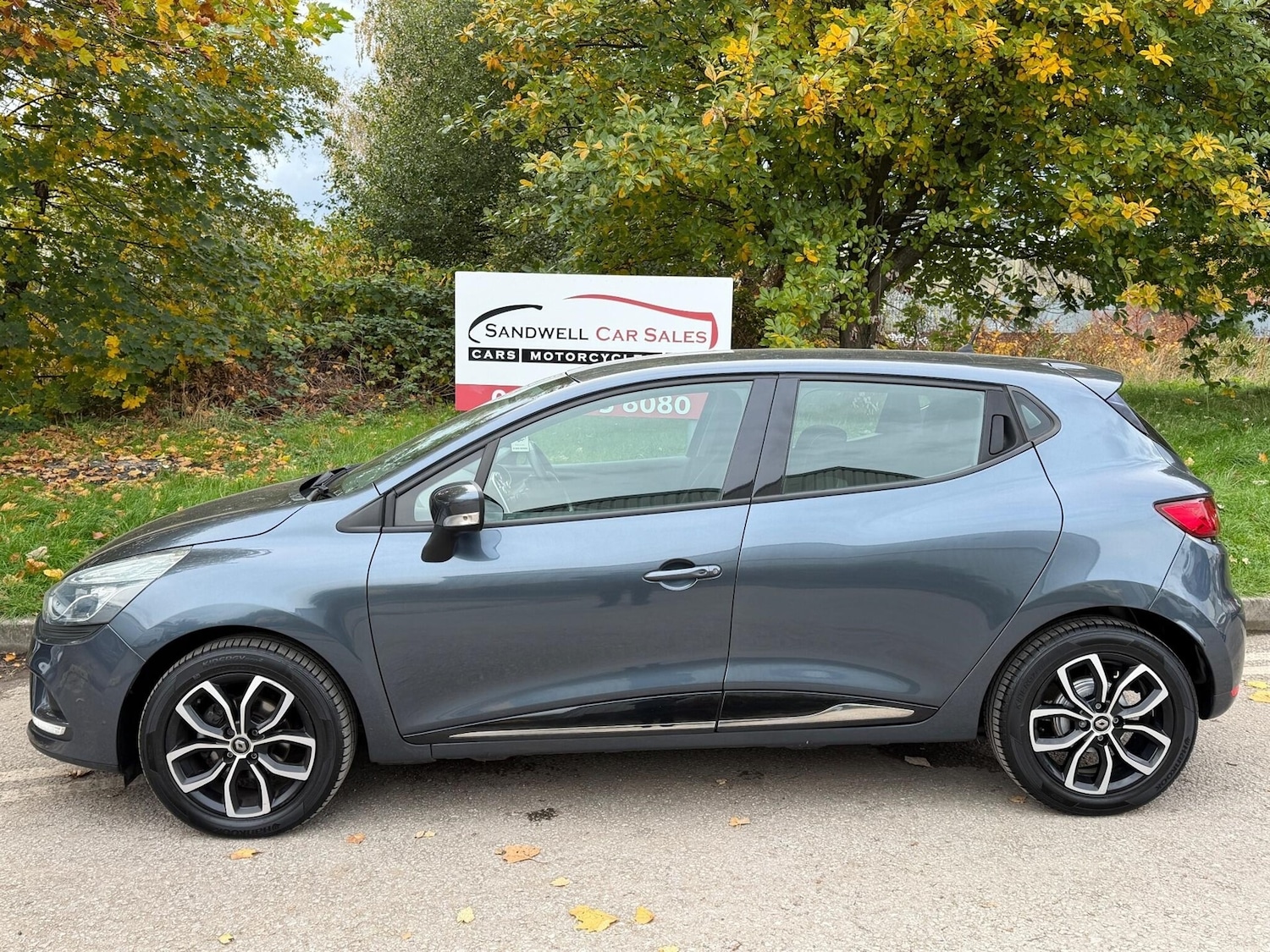 Used Renault Clio 2025 for sale - 76177279: Photo 6
