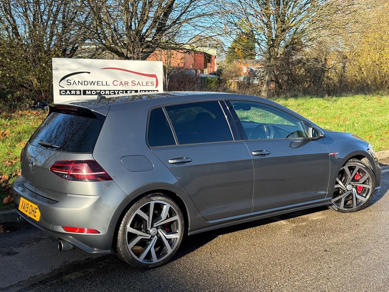 Used Volkswagen Golf 2019 for sale - 76750262: Photo 3