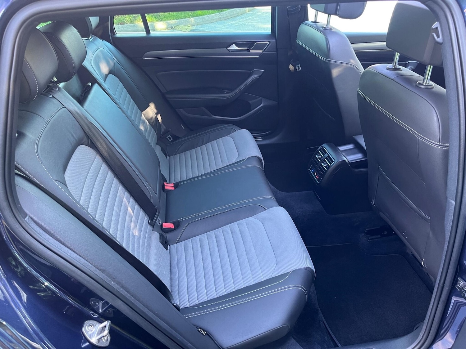 Used Volkswagen Passat 2017 for sale - 76090827: Photo 11