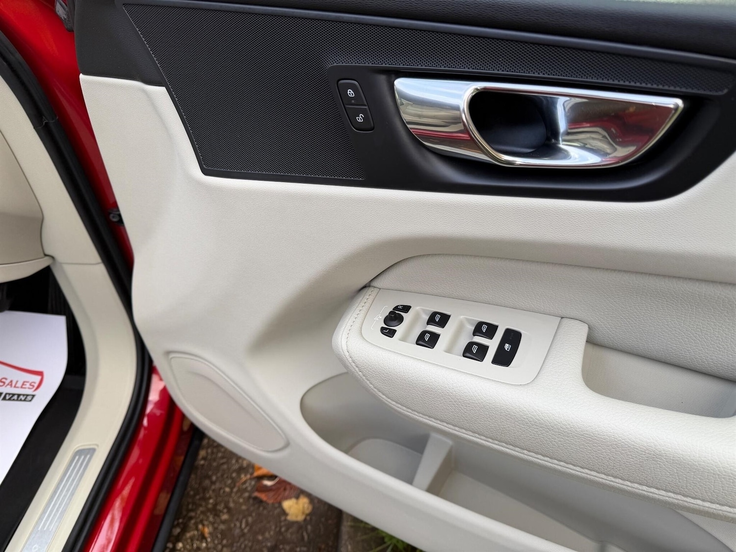 Used Volvo XC60 2018 for sale - 76402959: Photo 19