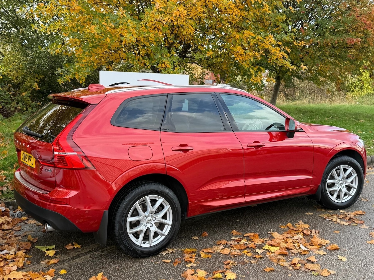 Used Volvo XC60 2018 for sale - 76402959: Photo 3