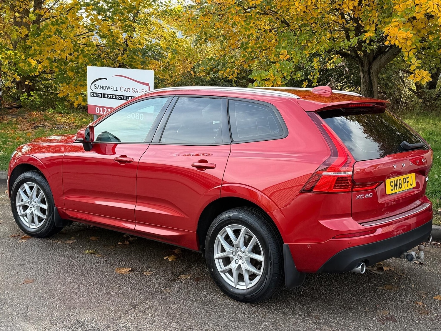 Used Volvo XC60 2018 for sale - 76402959: Photo 4