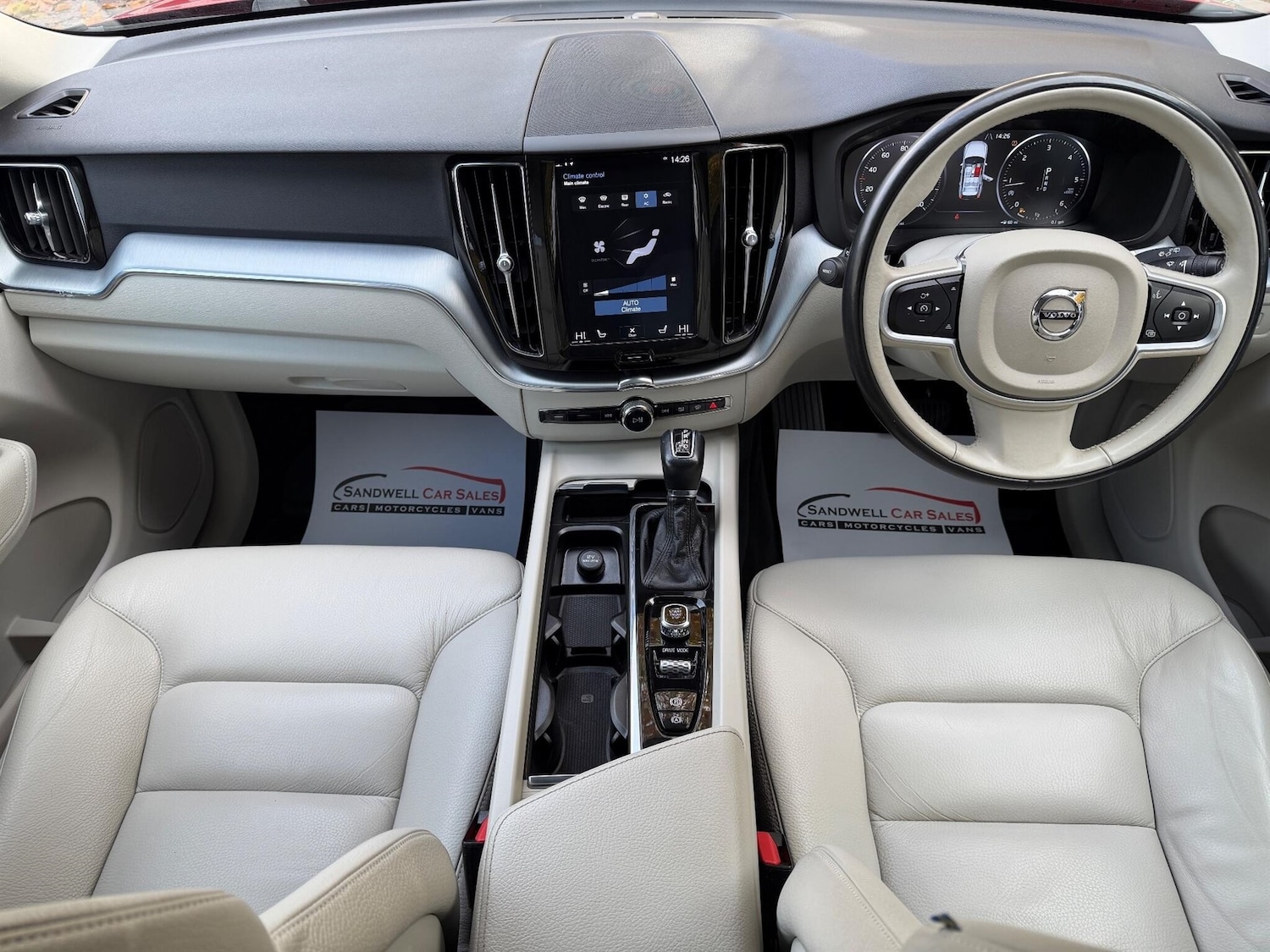 Used Volvo XC60 2018 for sale - 76402959: Photo 9