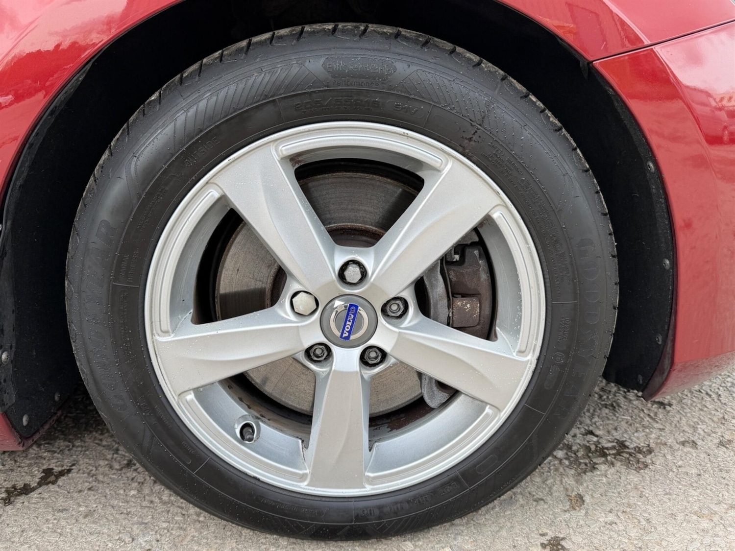 Used Volvo V40 2015 for sale - 77400179: Photo 23