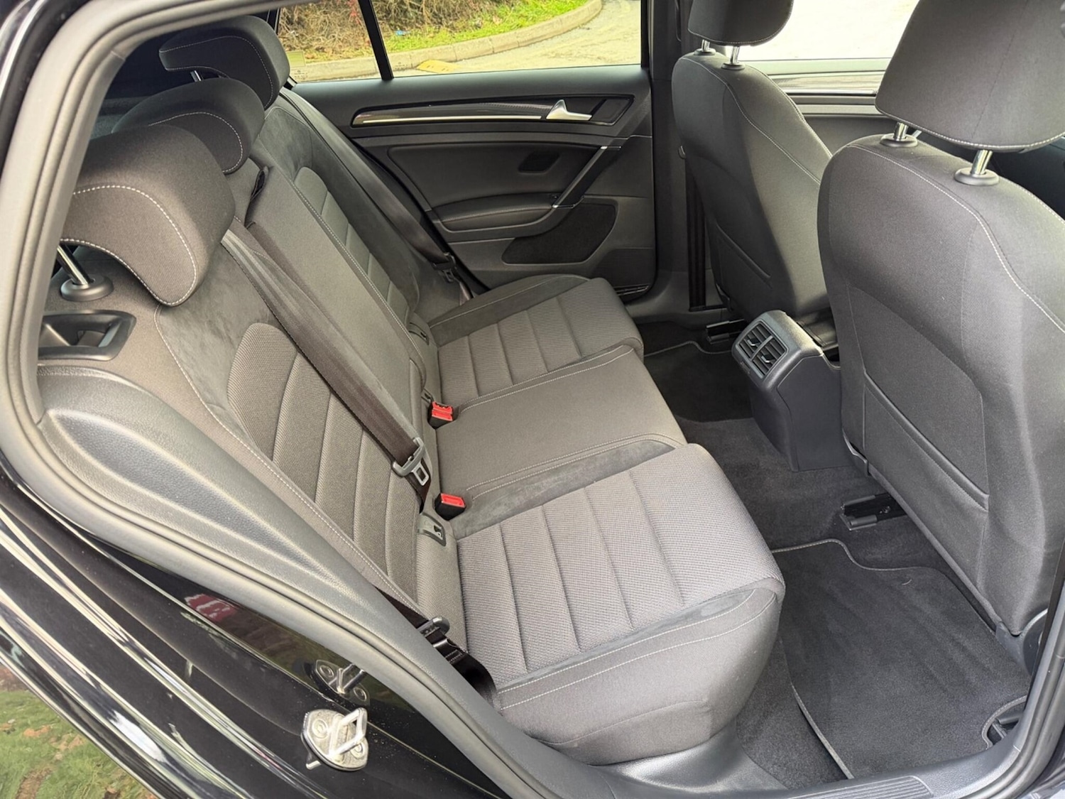 Used Volkswagen Golf 2019 for sale - 77258515: Photo 11