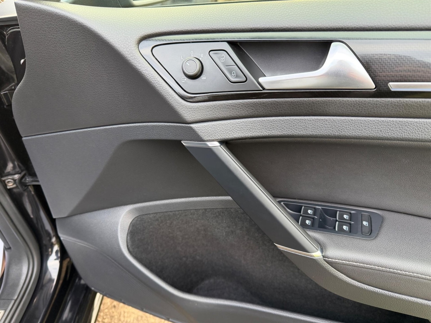 Used Volkswagen Golf 2019 for sale - 77258515: Photo 24