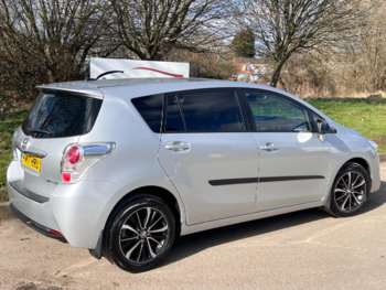 Used Toyota Verso 2017 for sale - 74038365: Photo