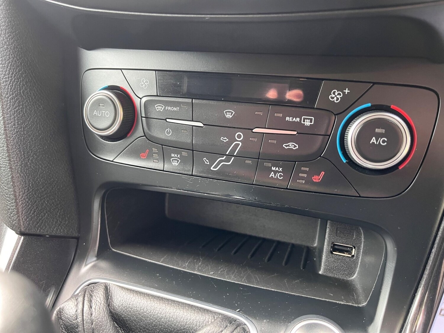 Used Ford Focus 2015 for sale - 75674477: Photo 15