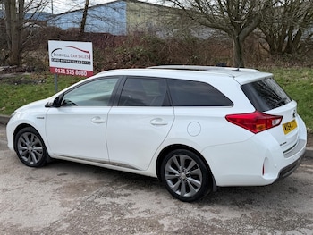 Used Toyota Auris 2014 for sale - 77607487: Photo