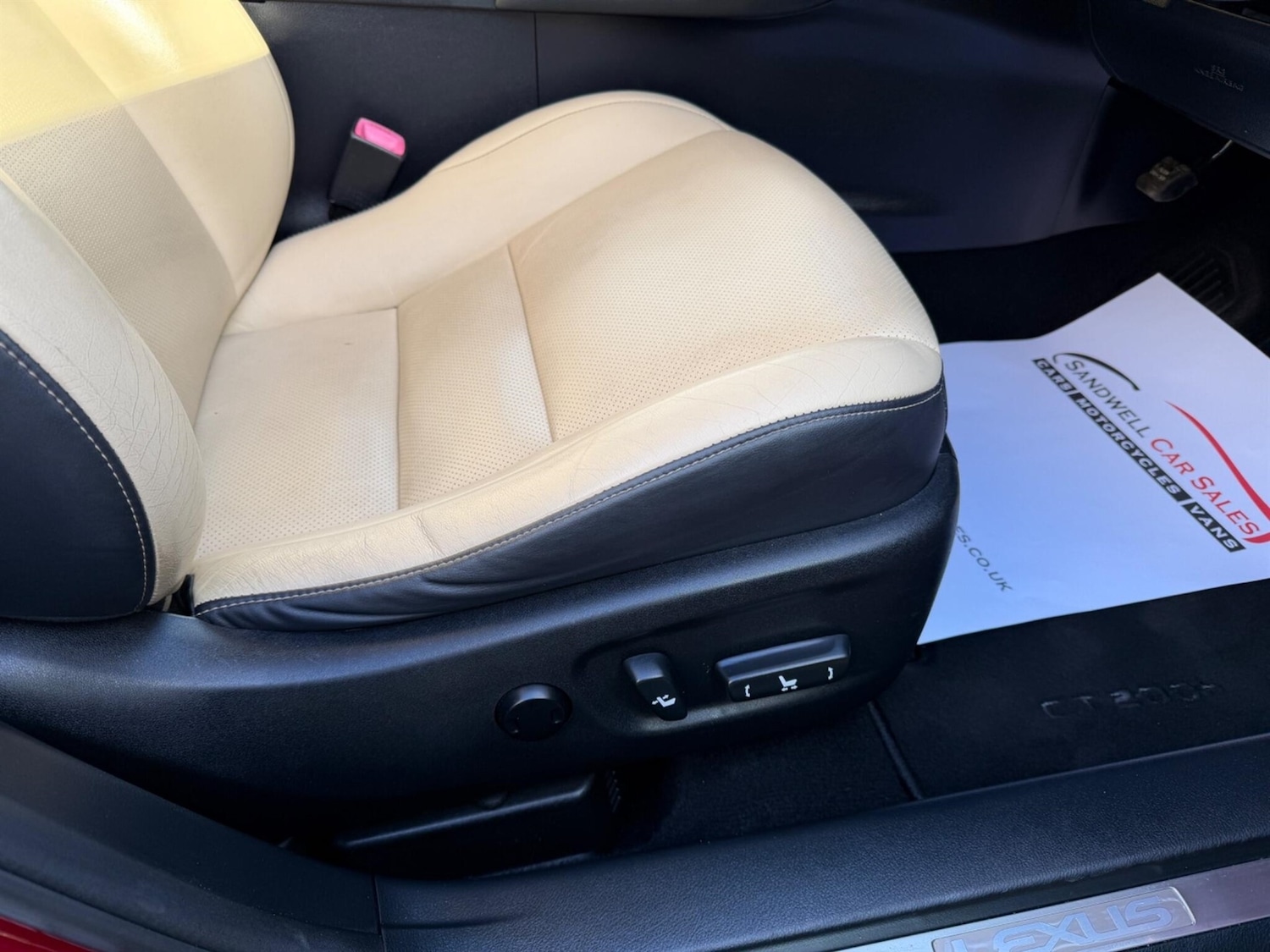 Used Lexus CT 2014 for sale - 78080533: Photo 19