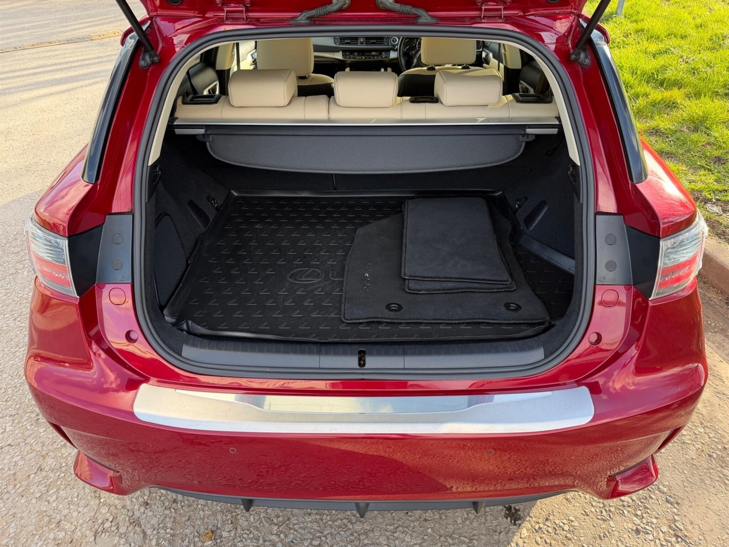 Used Lexus CT 2014 for sale - 78080533: Photo 23