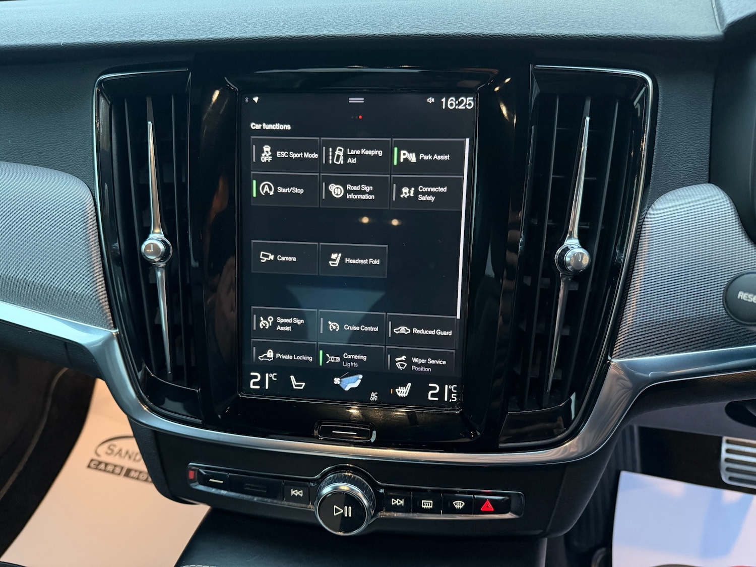 Used Volvo S90 2018 for sale - 76470829: Photo 17