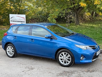 Used Toyota Auris 2013 for sale - 76368857: Photo