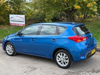 Used Toyota Auris 2013 for sale - 76368857: Photo