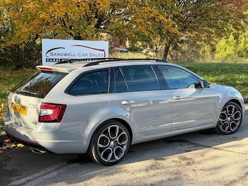 Used Skoda Octavia 2017 for sale - 76402932: Photo