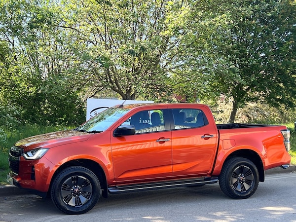 Used Isuzu D-Max 2022 for sale - 74550372: Photo 1